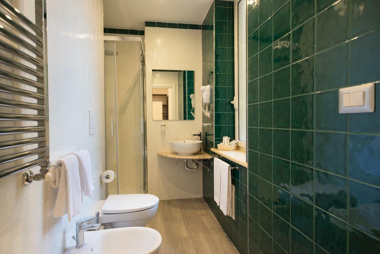 B&B Toledo One Napoli Eksteriør bilde