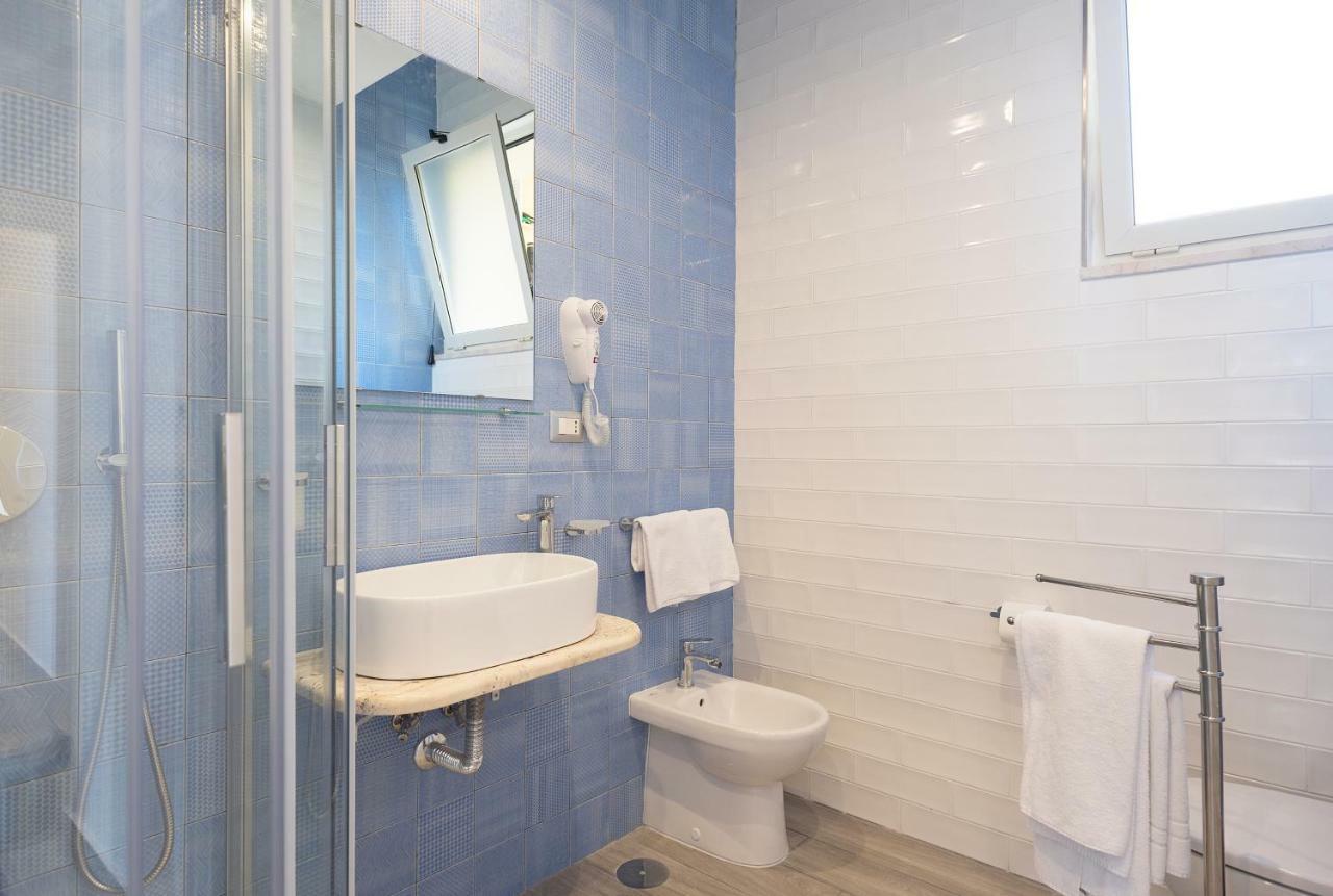 B&B Toledo One Napoli Eksteriør bilde