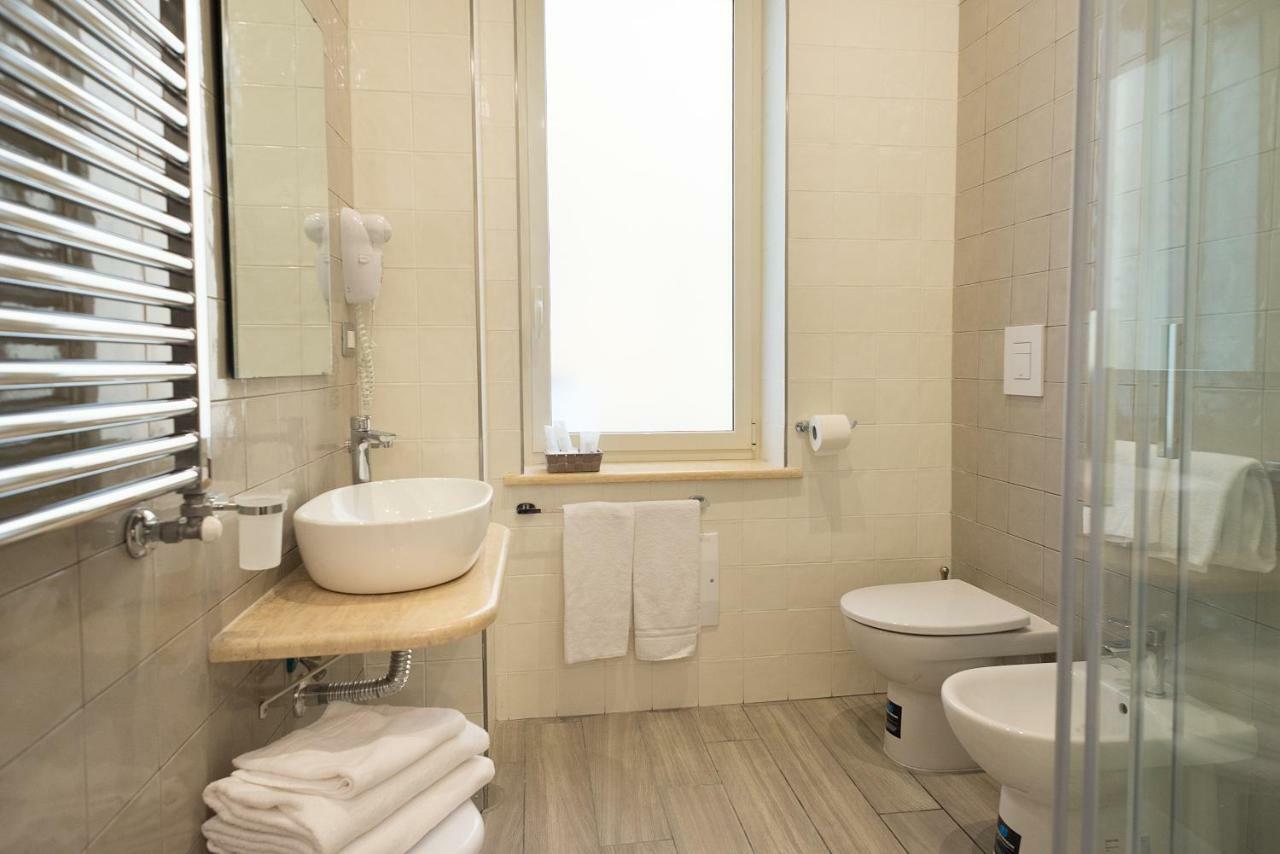 B&B Toledo One Napoli Eksteriør bilde